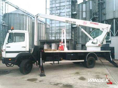 Podnośnik koszowy - Wumag WT 320