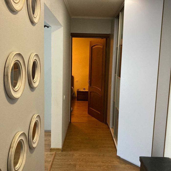 Продам 2 к на жм Левобережный по пр. Мира (Донецкое шоссе)