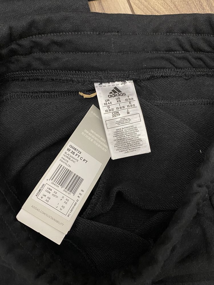 Spodnie dresowe adidas