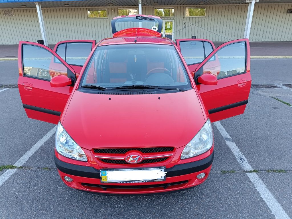 HYUNDAI GETZ 2008 1,4 хорошем состоянии