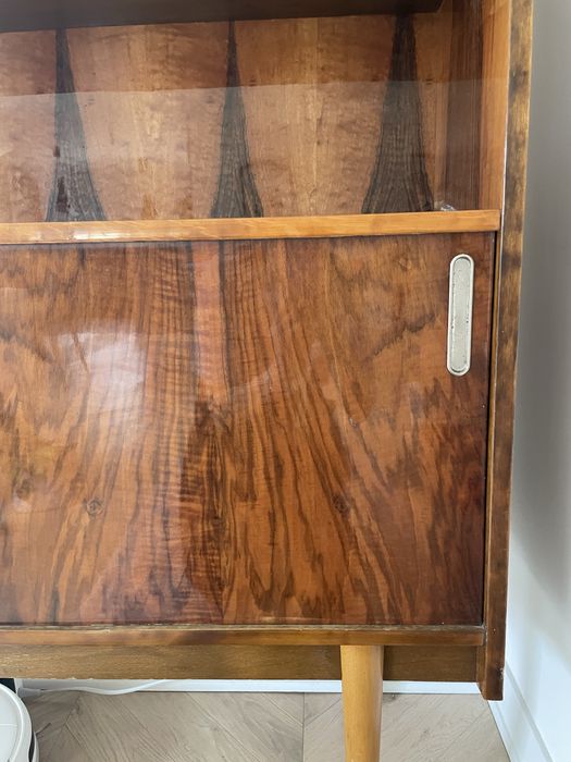 Biblioteczka i barek PRL