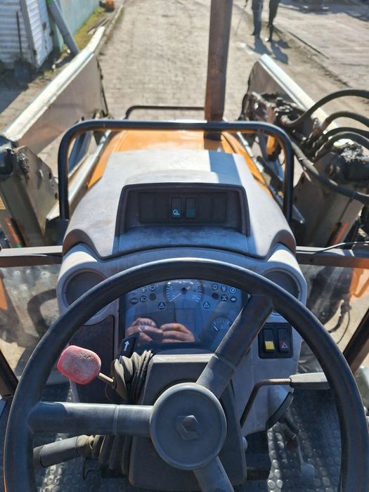 Renault celtis 436RA z ładowaczem czołowym  nie case fendt