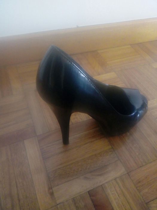 Sapatos como novos n 37 e 38