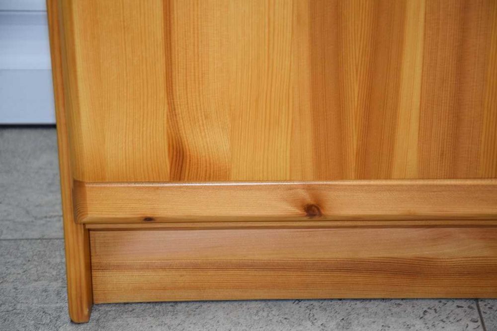 komoda z drewna sosnowego - jak nowa