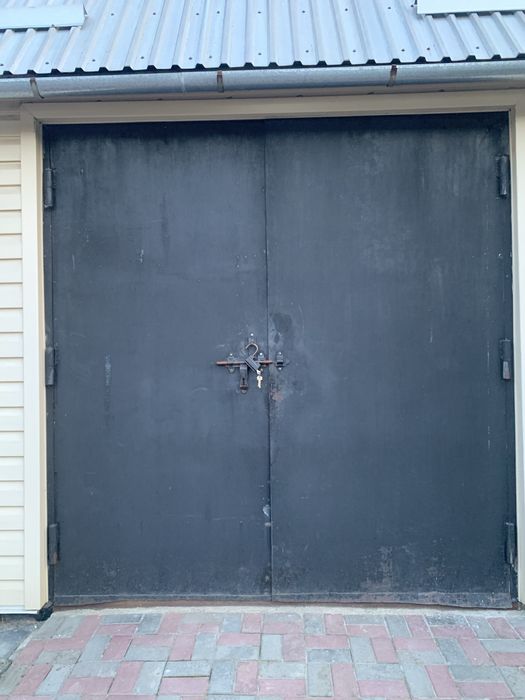 Продаються металеві ворота