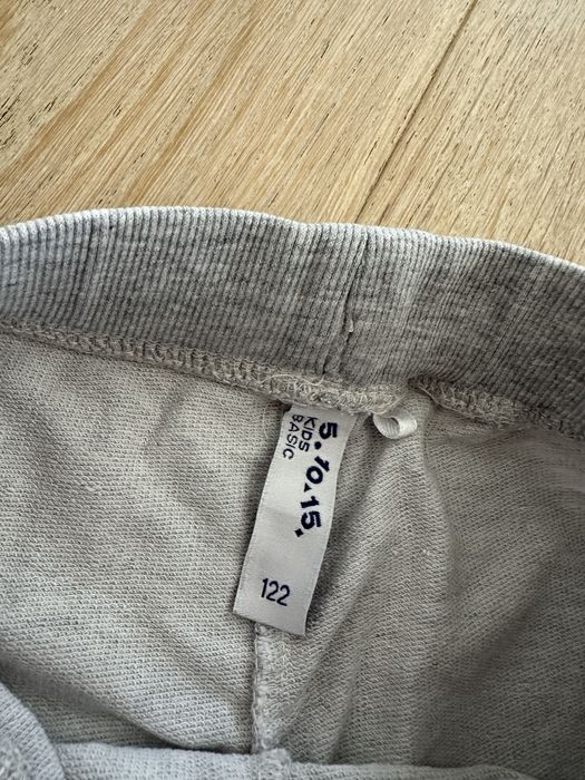 Spodnie dresowe dziewczece rozmiar 122 marki 5 10 15