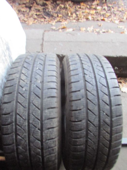 215/65/16с пара зимових шин Good Year Vector 4 Seasons