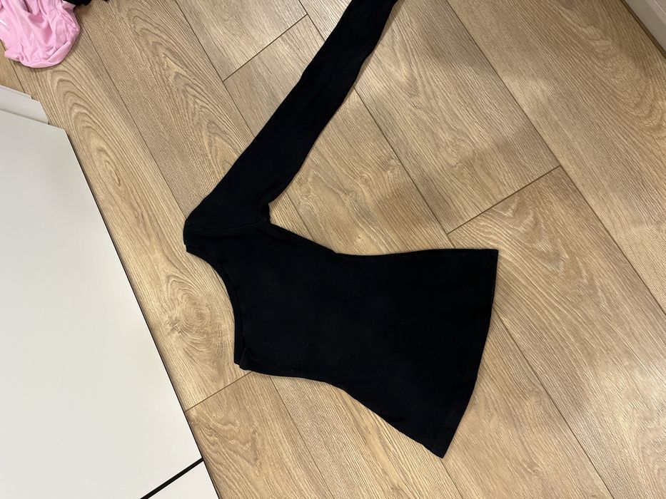 Blizka na jedno ramię