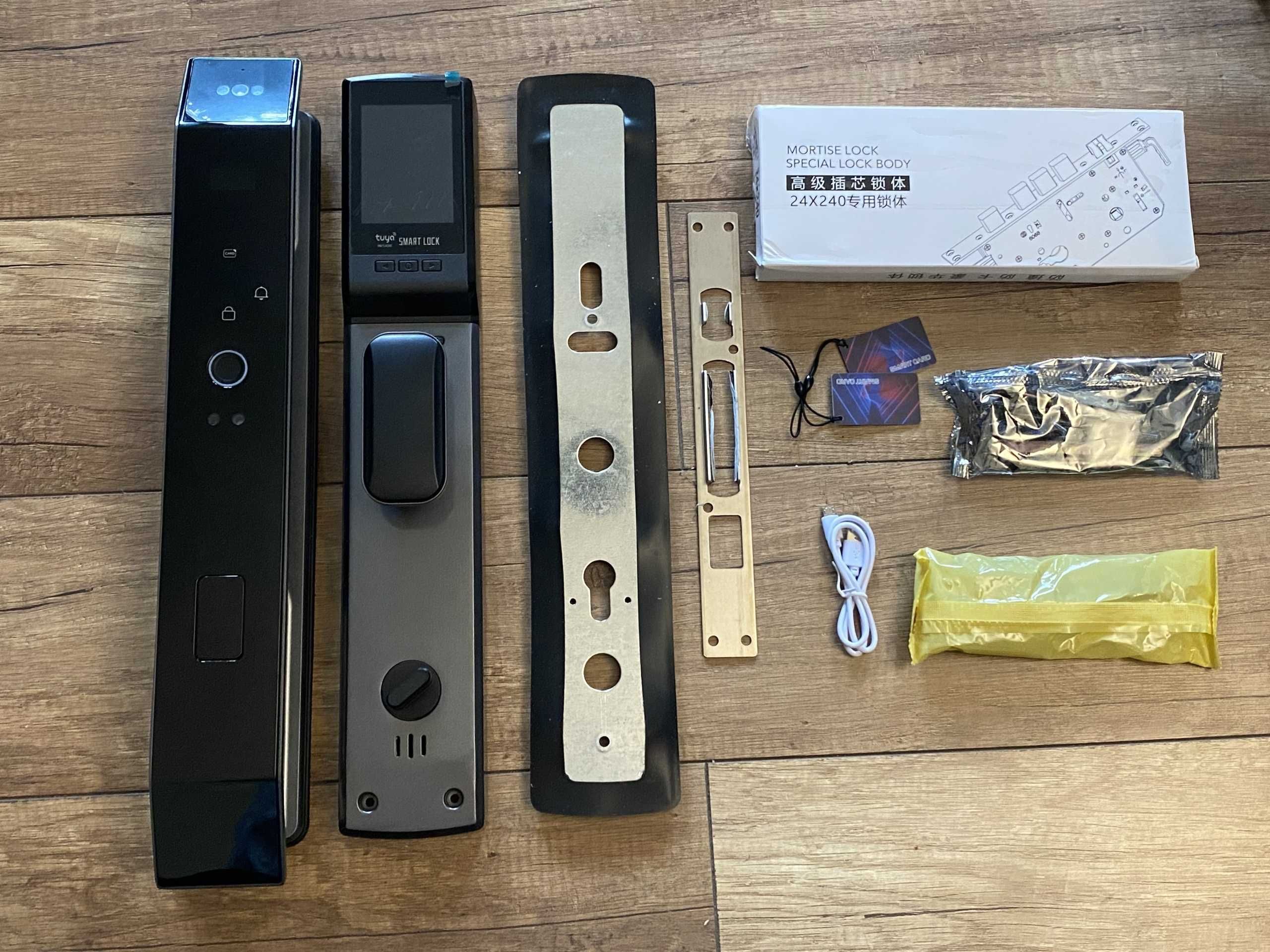 Smart zamek elektroniczny wideodomofon WIFI Tuya kamera twarz kod RFID