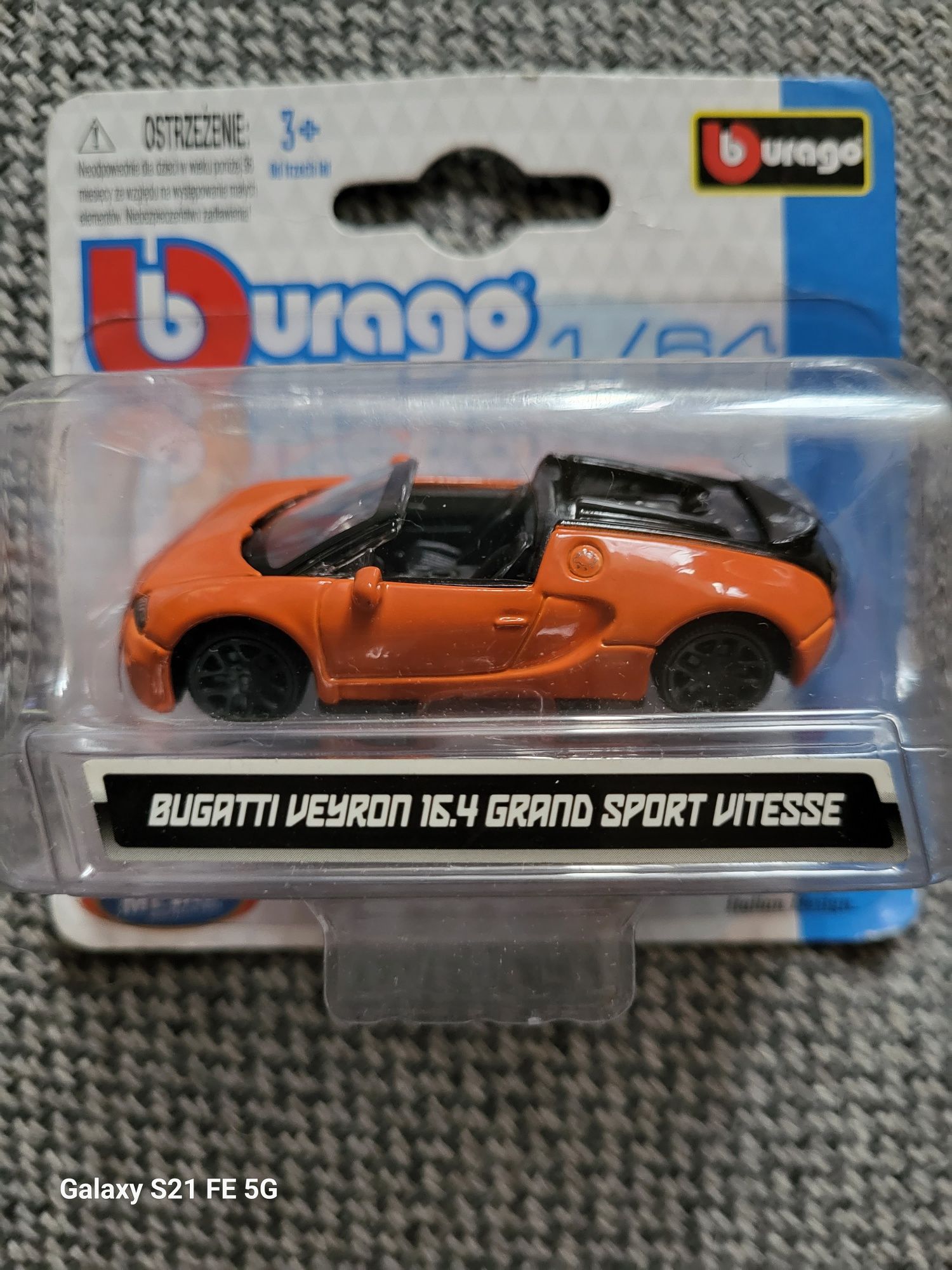 Nowy Samochodzik 1/64 Bburago Bugatti Veyron 16.4 grand sport