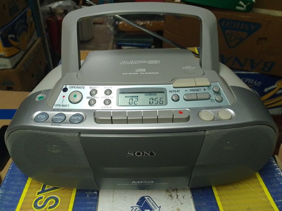 Бумбокс SONY магнитола