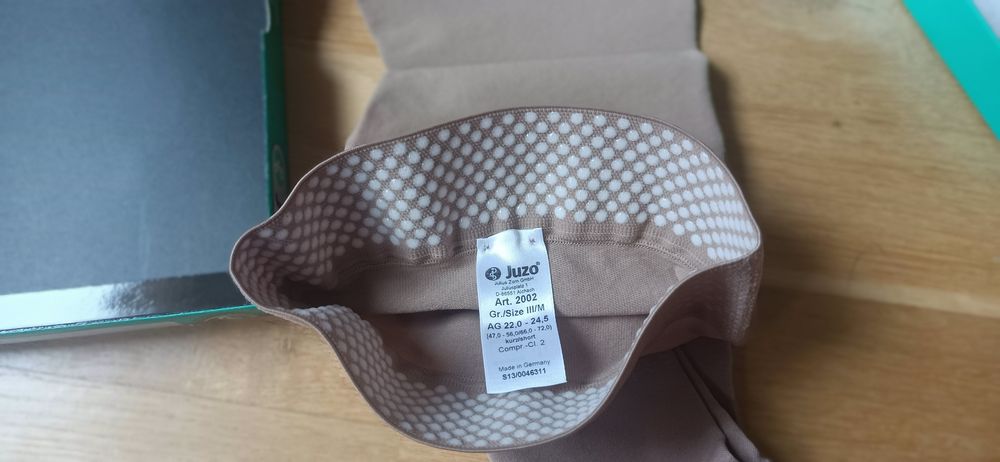 Rajstopy uciskowe Juzo III/M – klasa 1 kompresji  wersja short