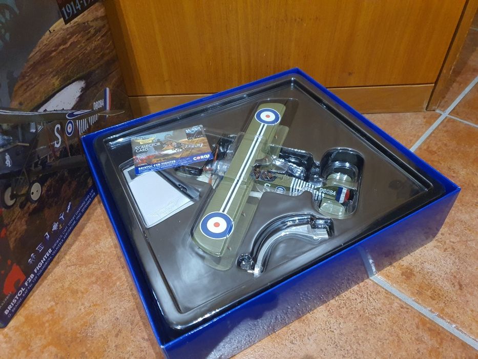 Miniatura Avião 1:48