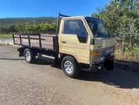 Toyota dyna 150 .