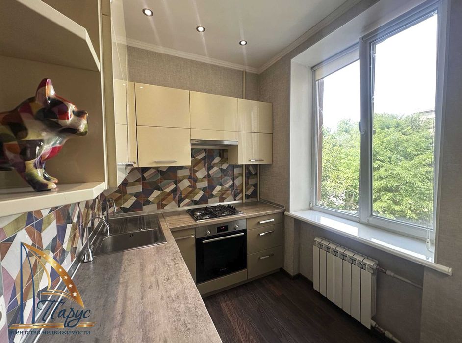 3-кімнатна сталінка р-н Бульвару Шевченка 2/3