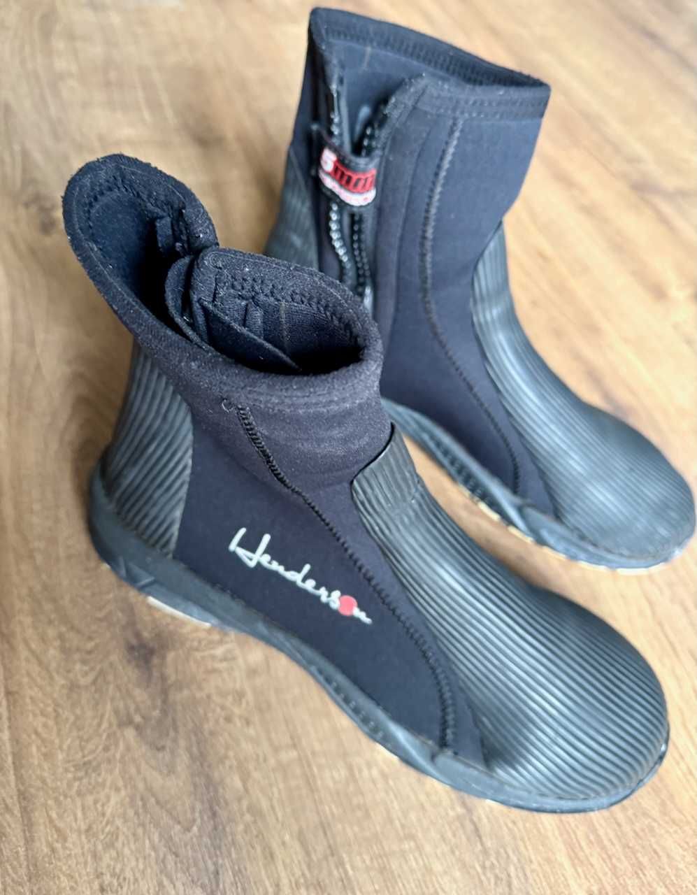 Buty do Nurkowania Henderson Molded Sole 5mm, rozm 10 (EU 42)