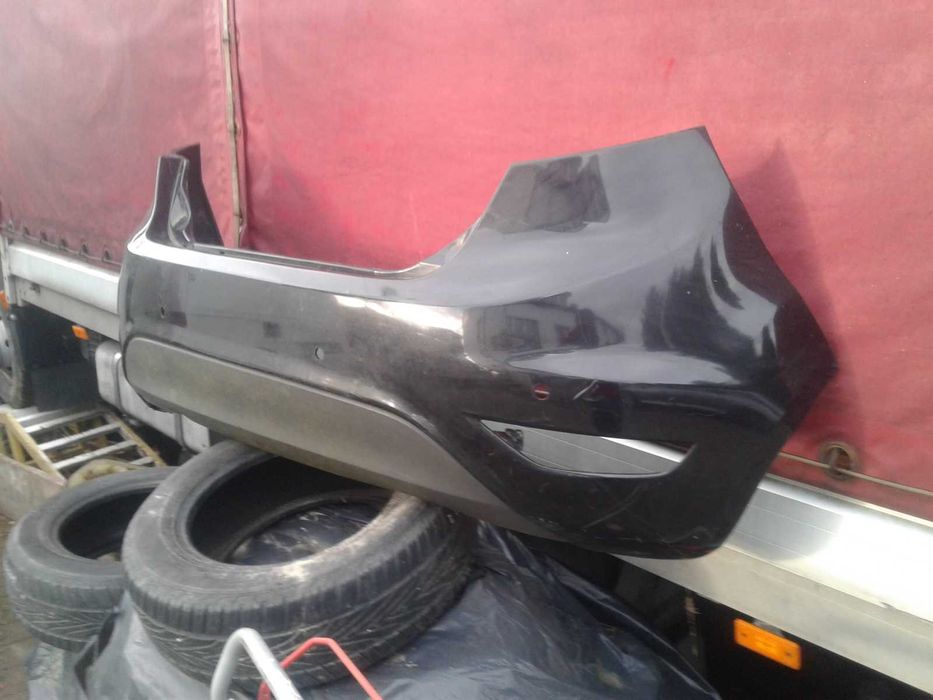 Ford Fiesta MK7 7 Zderzak Tył Tylny pod PDC Czarny Dokładka Dyfuzor