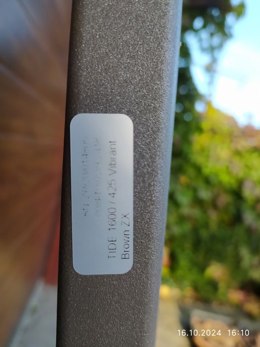 Grzejnik TIDE 160x42.5 VIBRANT BROWN ZX 918W  8 Bar TERMA