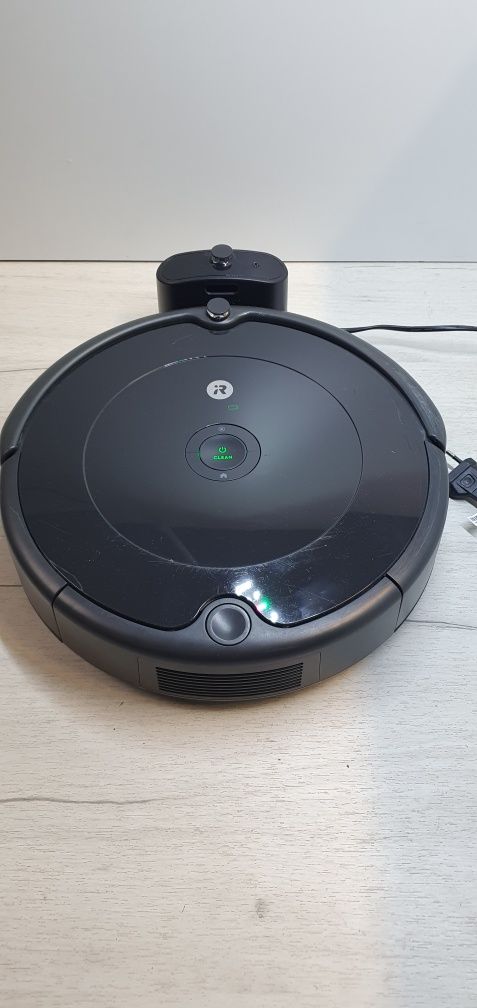 Robot sprzątający iRobot Roomba 692
