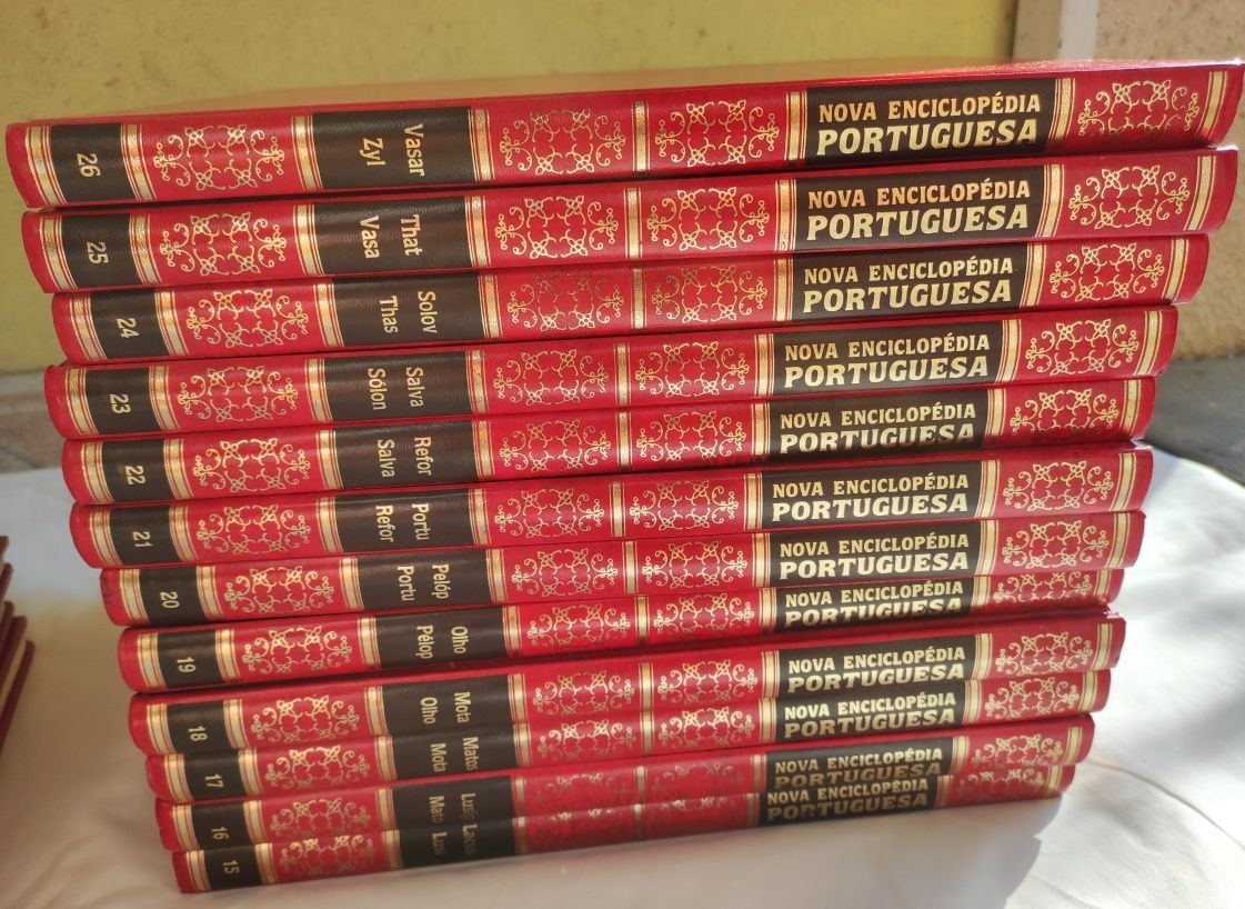 Nova Enciclopédia Portuguesa - 26 volumes