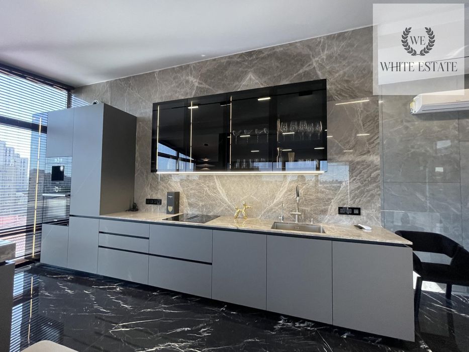 Пентхаус в центрі міста!