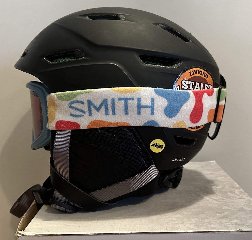 Kask narciarski 51-55cm SMITH + gogle SMITH