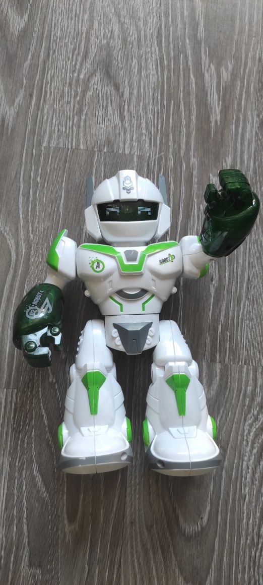 Robot, dźwięk, chodzi