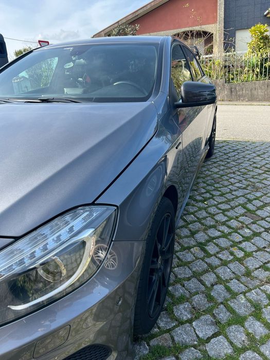 Vendo Mercedes Benz A200 CDI AMG