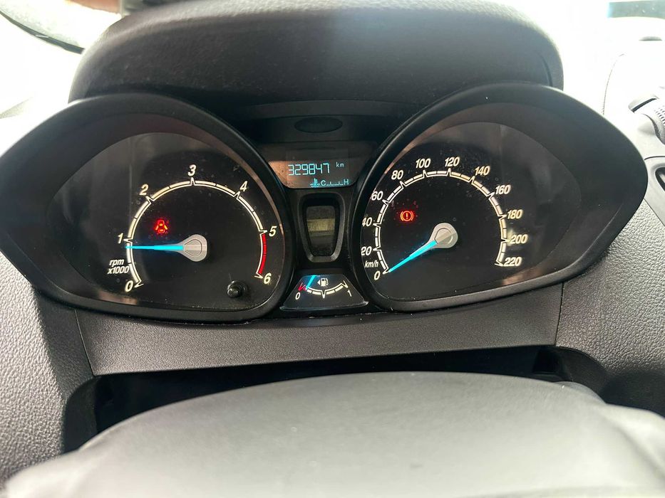 Ford Transit Courier Van 1.5 TDCi de 2017 Salvado