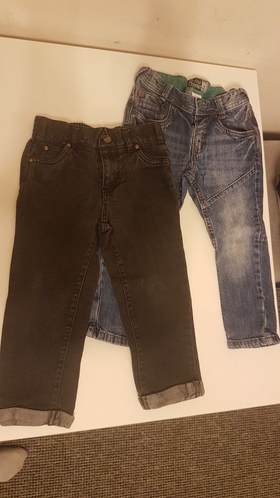 Spodnie dżinsowe i materiałowe