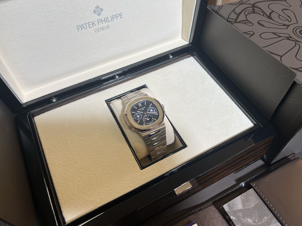 Patek Philippe Nautiulus Białe złoto 2025