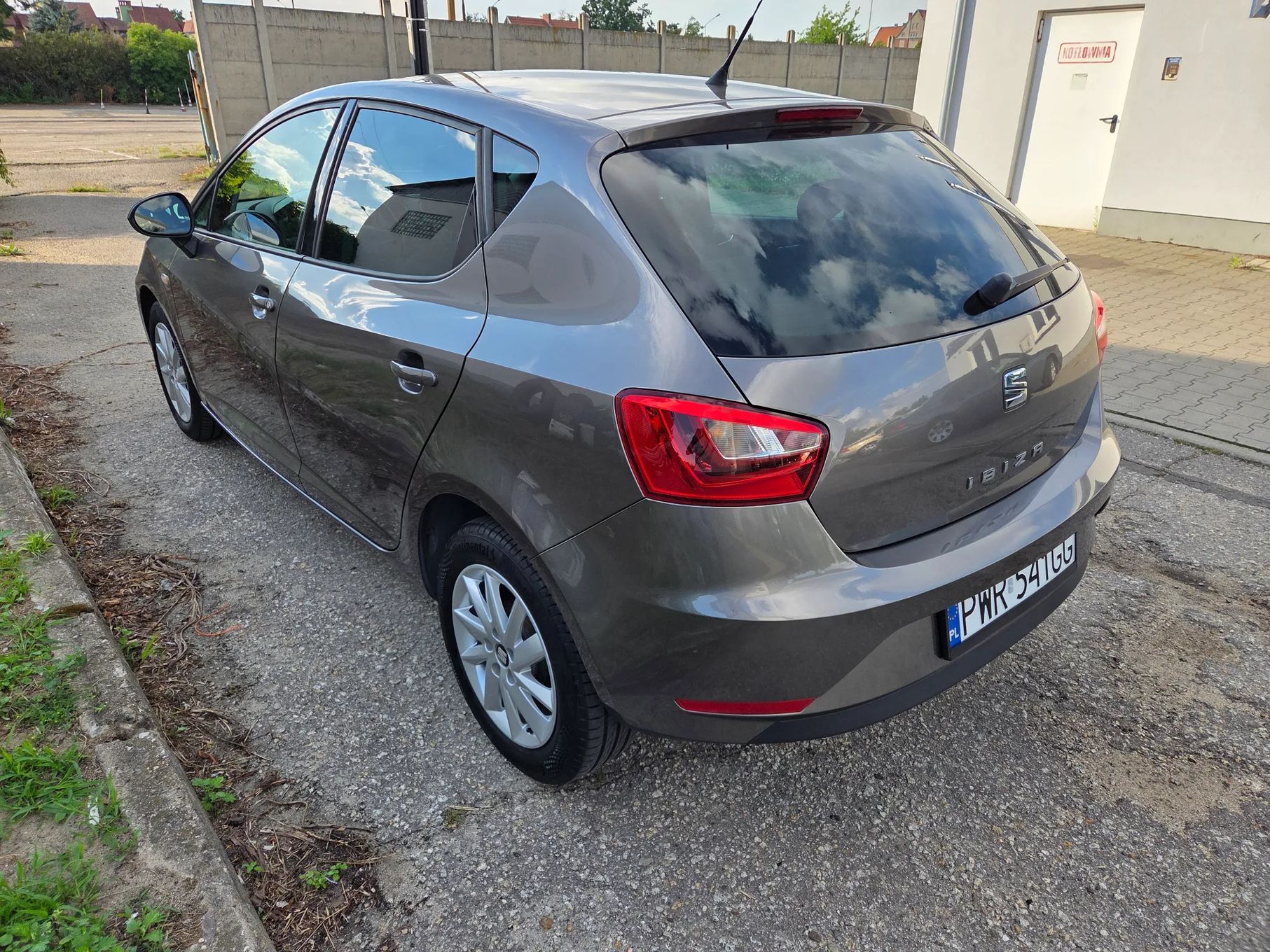 Seat Ibiza 1.4 16V MPi 86 KM LIFT*Navi*Klimatronic*LED*Xenon*2 komplety ALU*