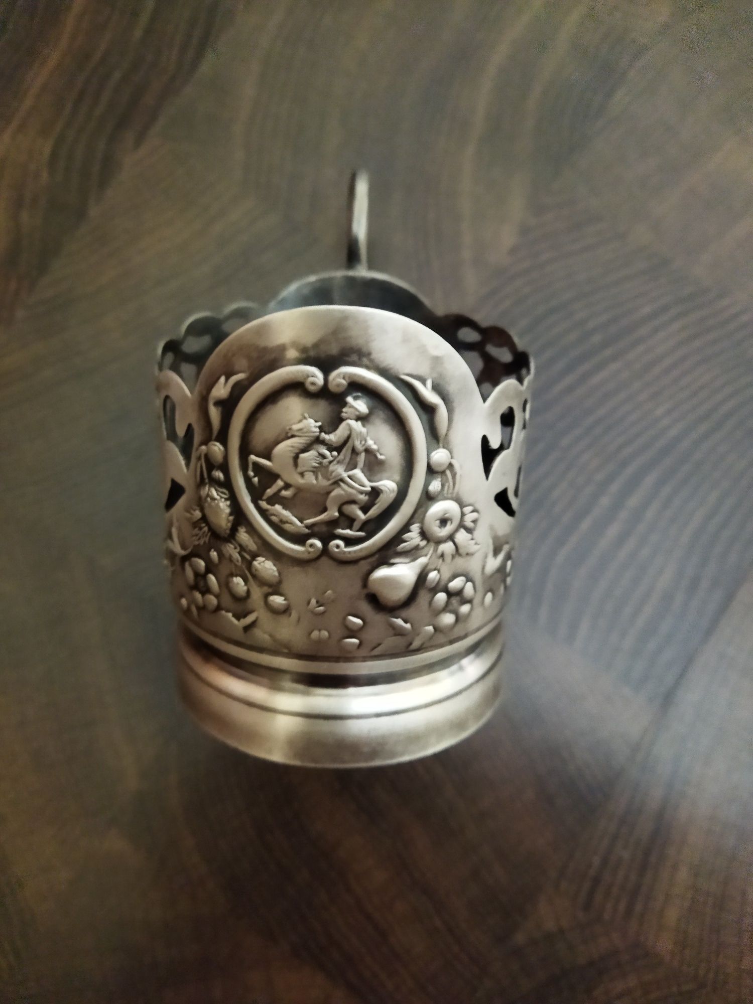 Подстаканник Богдан Хмельницкий мельхиор