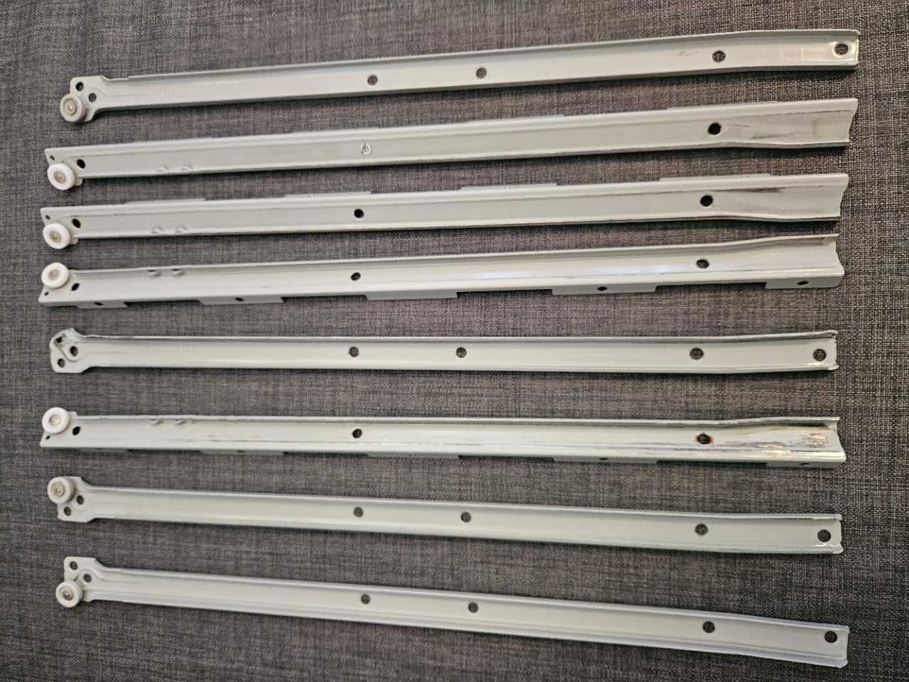 Prowadnice rolkowe szuflad łóżka IKEA BRIMNES (komplet)