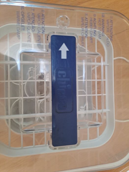 Esterilizador eletrico Chicco biberões, chupetas e tetinas a água/vapo