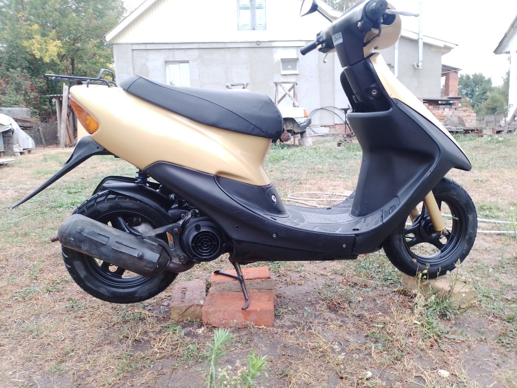 Мопед HONDA DIO 34 продам