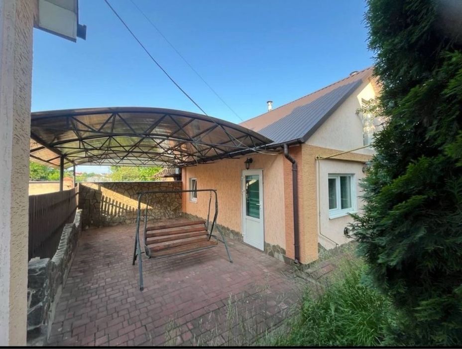 Продаж гарного будинку! Лезнево,3 хв до зупинки Все залишається! Торг