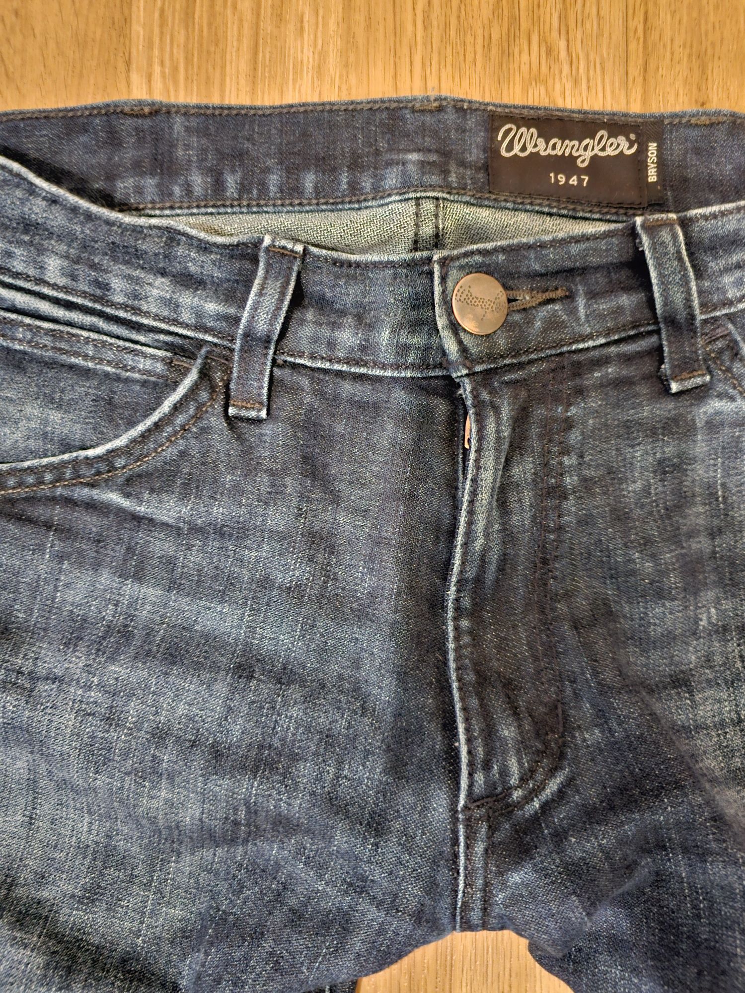 Spodnie jeans Wrangler Bryson skinny fit slim rurki W28 L32