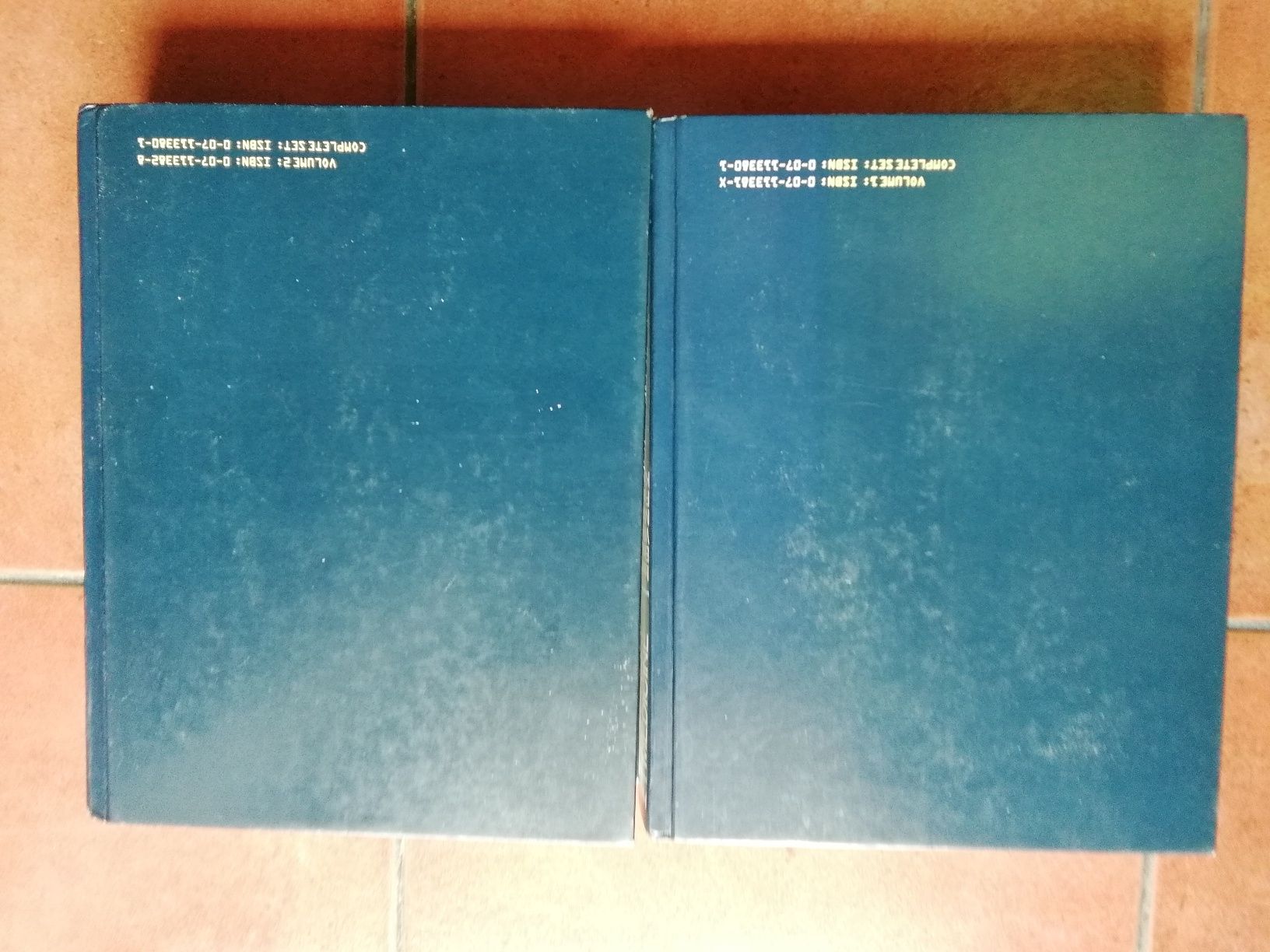 2 Volumes de Medicina, Harrison's, Principles Of Internal Medicine.