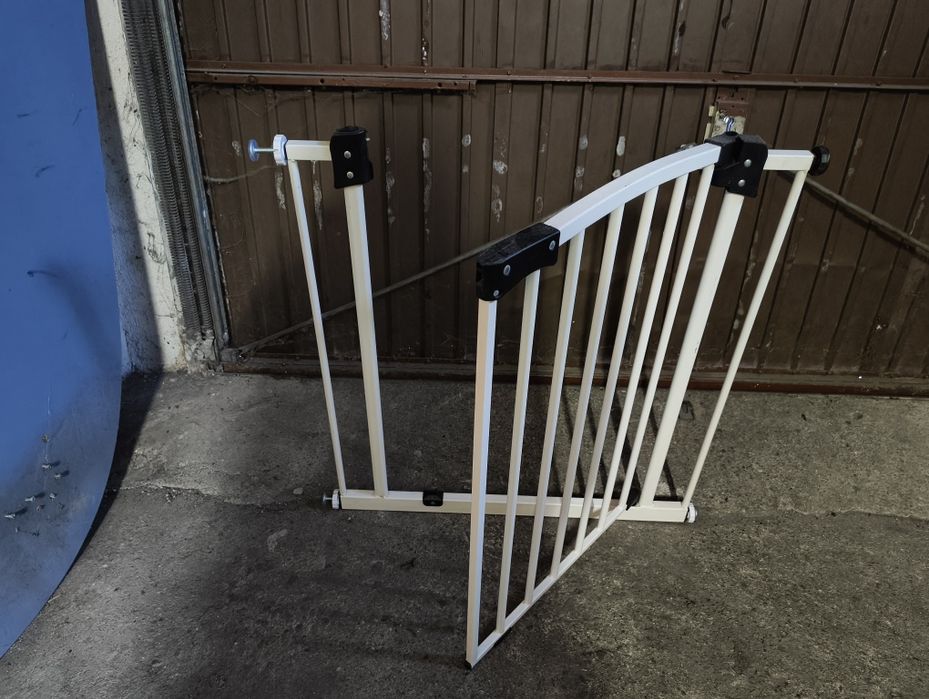 Bramka barierka zabezpieczająca rozporowa metalowa