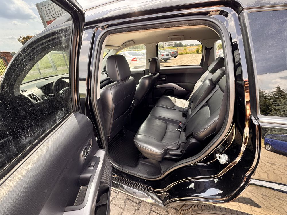 Citroen C-Crosser 2.2 HDi  skóra  4x4  7-osobowy