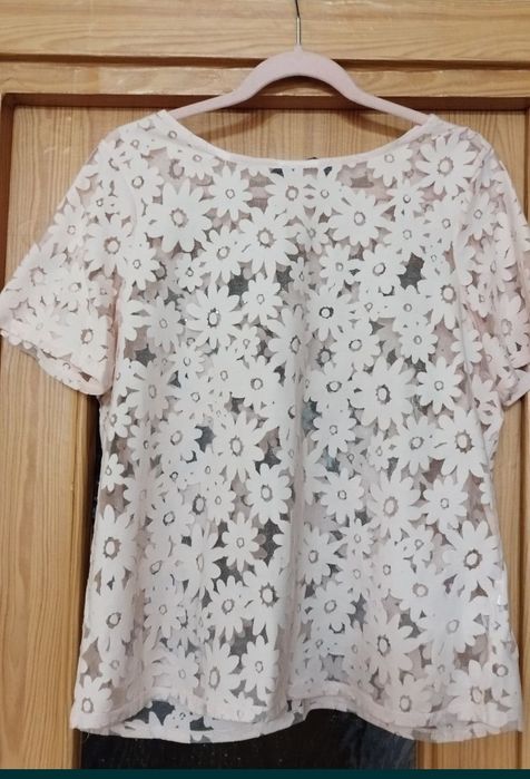 Продам женскую одежду