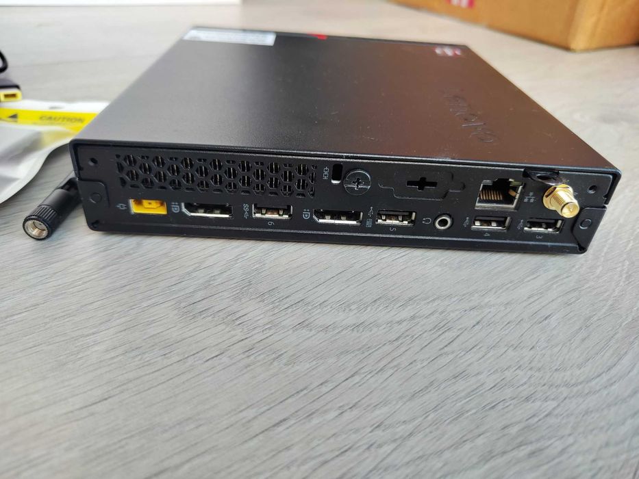 Lenovo M715q Ryzen 5 Pro 2400GE RAM 8GB SSD 128GB Windows 10 Pro