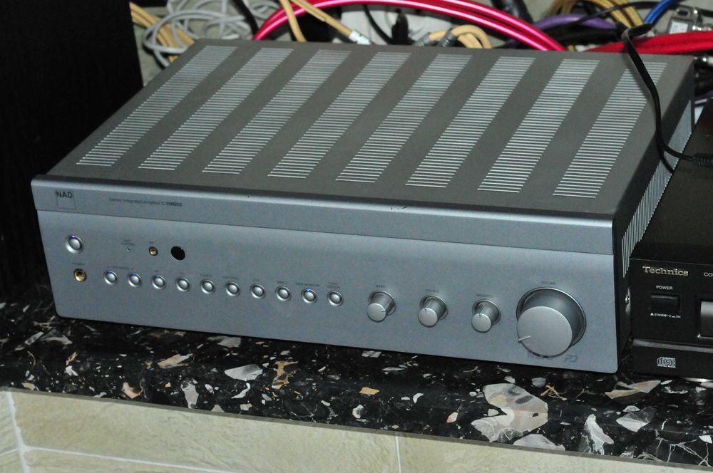 NAD 356 BEE wzmacniacz
