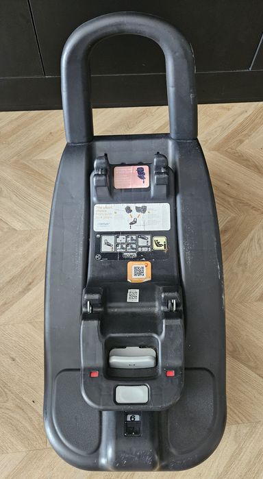 Fotelik samochodowy Joie I snug z bazą isofix i-base advance