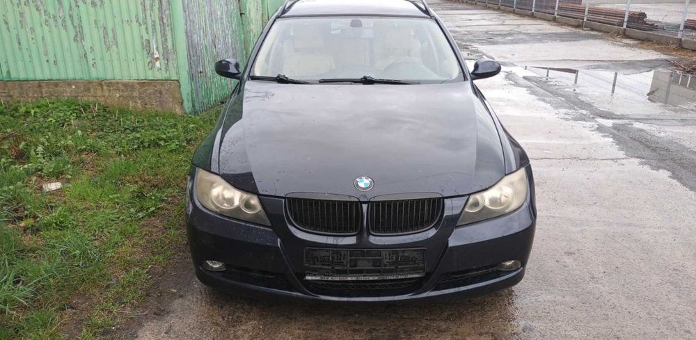 BMW E91 2007 seria 3 2.0 150KM benzyna na części drzwi zderzak maska