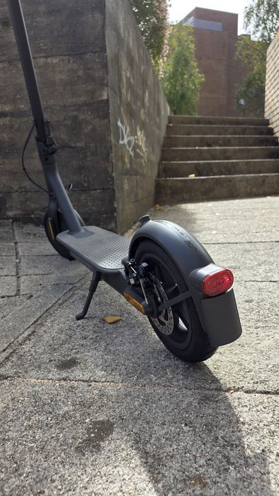 MI Electric Scooter Essential
