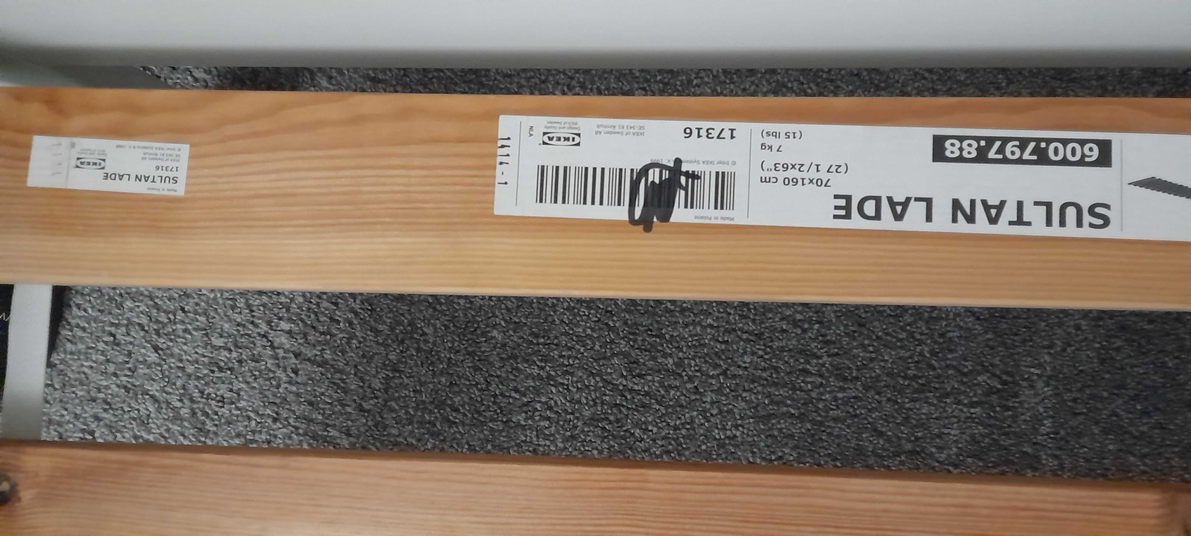 Łóżko z materacem 70x160