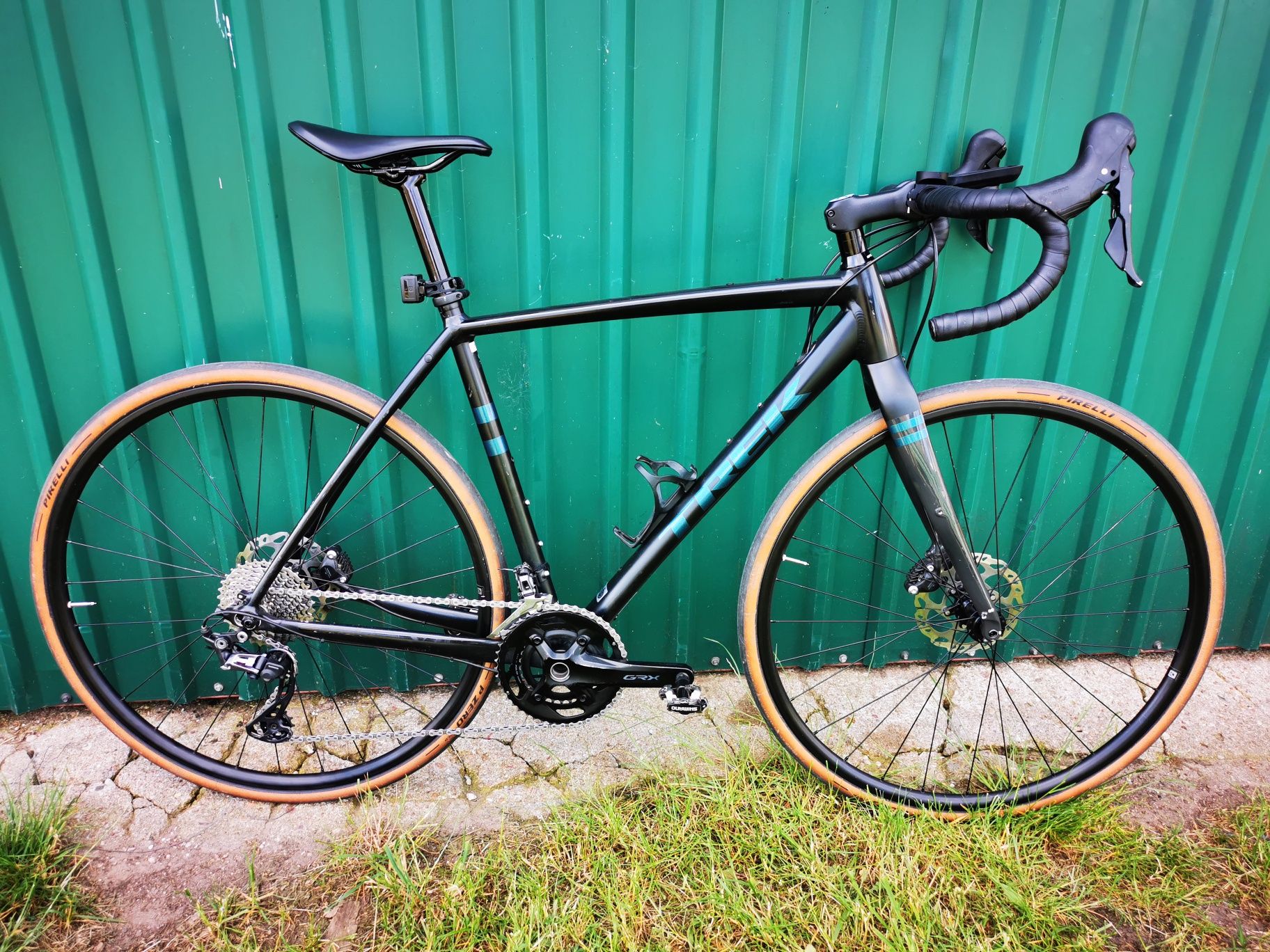 Trek Checkpoint ALR5
