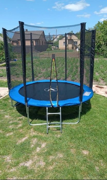 Качественный детский батут.Продам батут дитячий 152 183 252 см